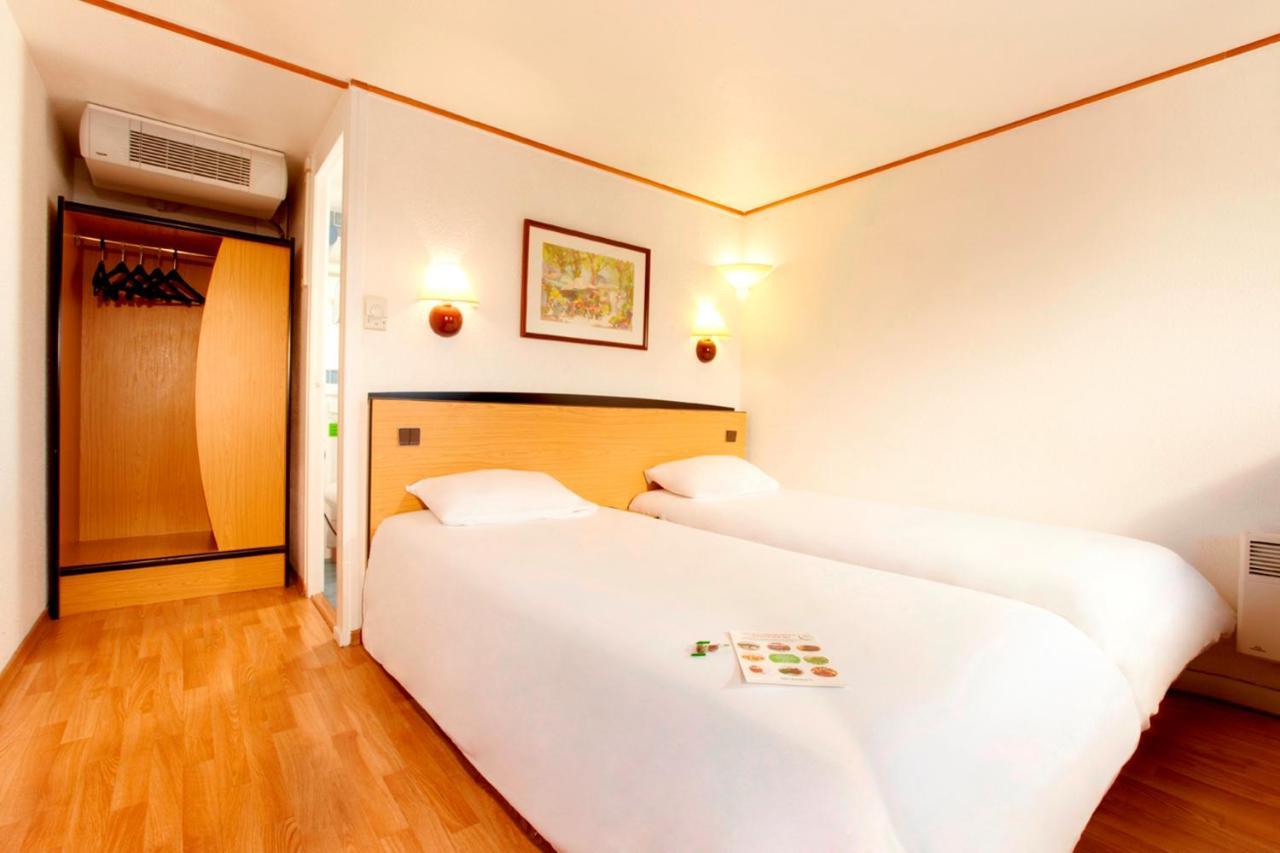 Hotel Campanile Saint-Avold Exterior foto