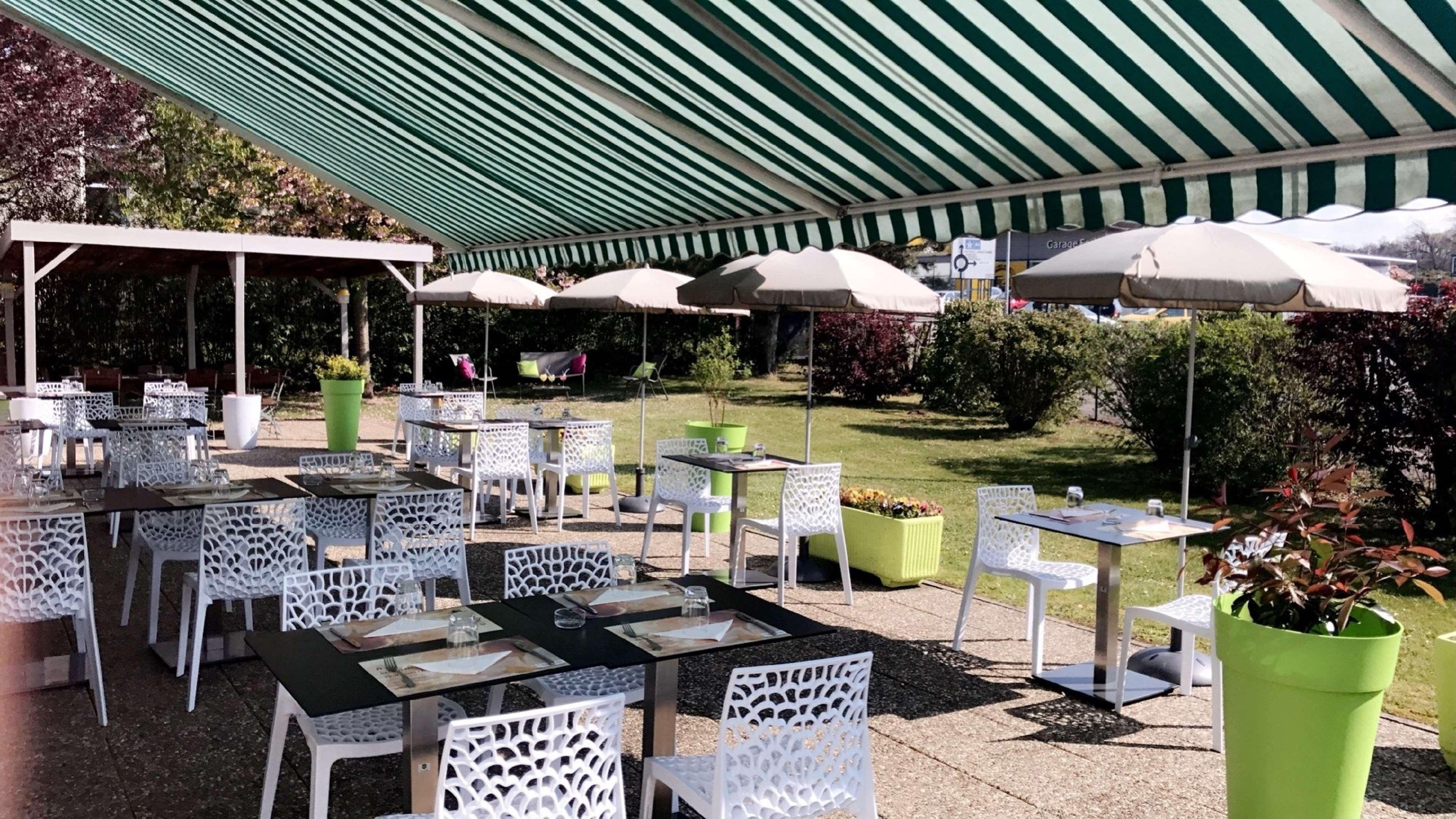 Hotel Campanile Saint-Avold Exterior foto