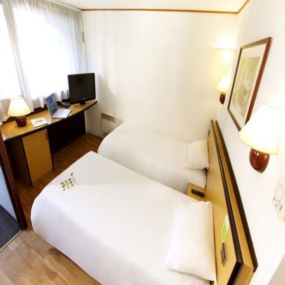 Hotel Campanile Saint-Avold Exterior foto